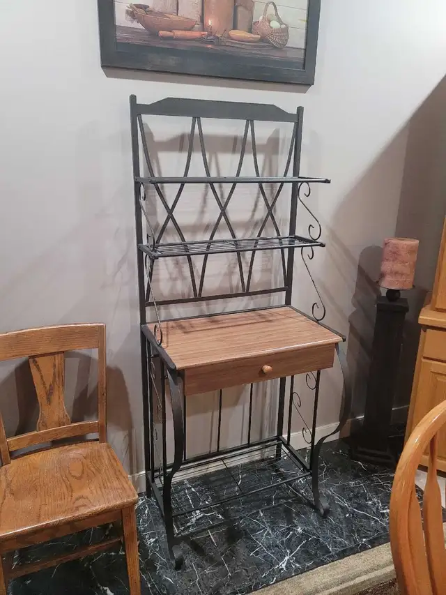 Baker's rack