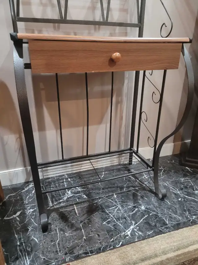 Baker's rack - Photo 3