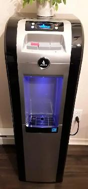 Distributeur d’eau à chargement par le bas Vitapur VWD1006BLP