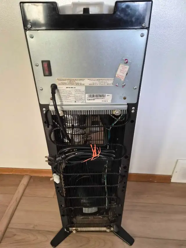 Black and Decker  Top load water Dispenser - Photo 2