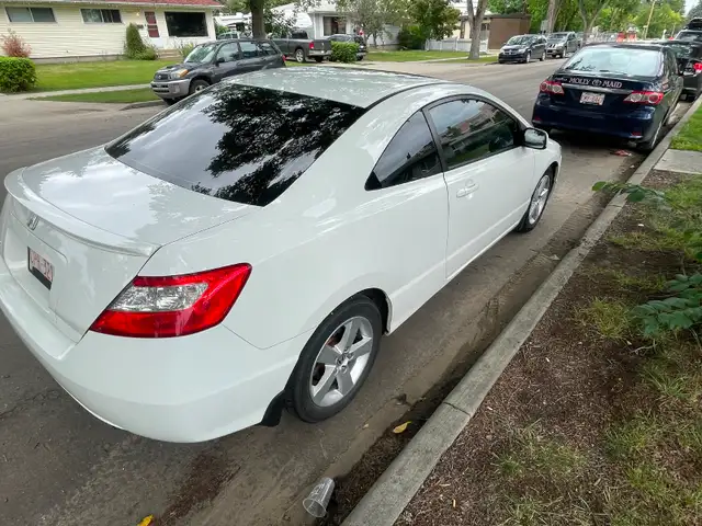 2010 Honda Civic LX - Photo 6