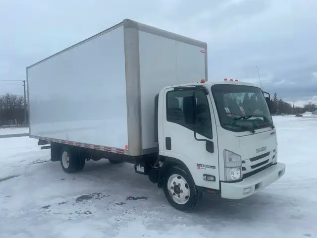 2021 Isuzu NPR-HD 20ft cube van