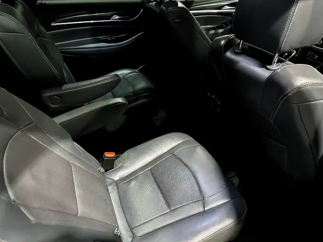 2019 Buick Enclave Premium | AWD | Leather |  7 Passenger - Photo 12