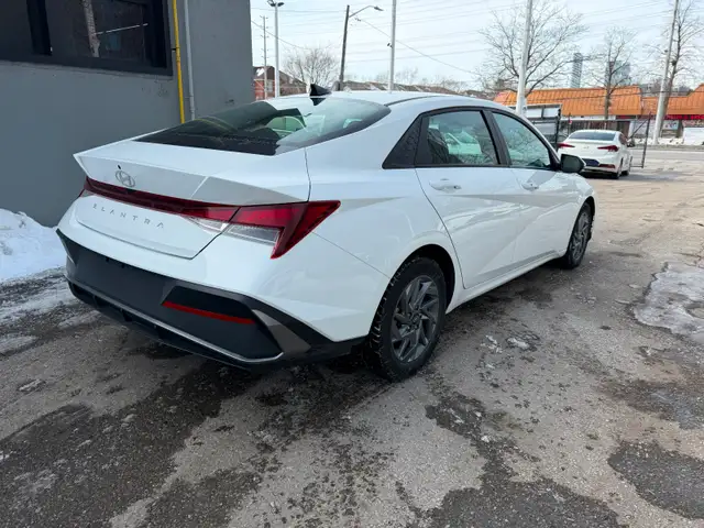 2024 Hyundai Elantra Preferred - Photo 7