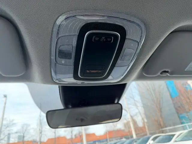 2024 Hyundai Elantra Preferred - Photo 16