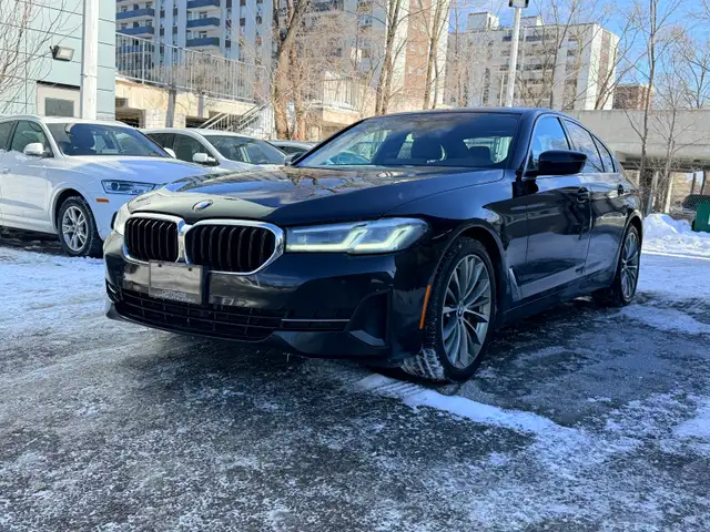 2022 BMW 530i xDrive - Photo 2