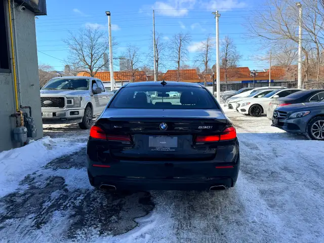 2022 BMW 530i xDrive - Photo 5
