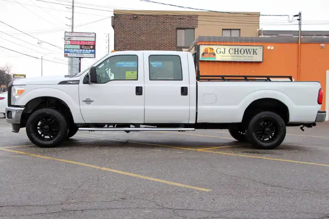 2012 Ford Super Duty F-350 SRW 4x4 6.7L Diesel 8Foot bed - Photo 4