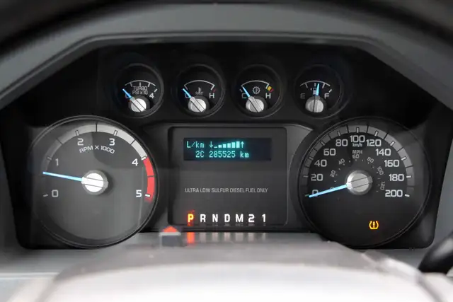 2012 Ford Super Duty F-350 SRW 4x4 6.7L Diesel 8Foot bed - Photo 22