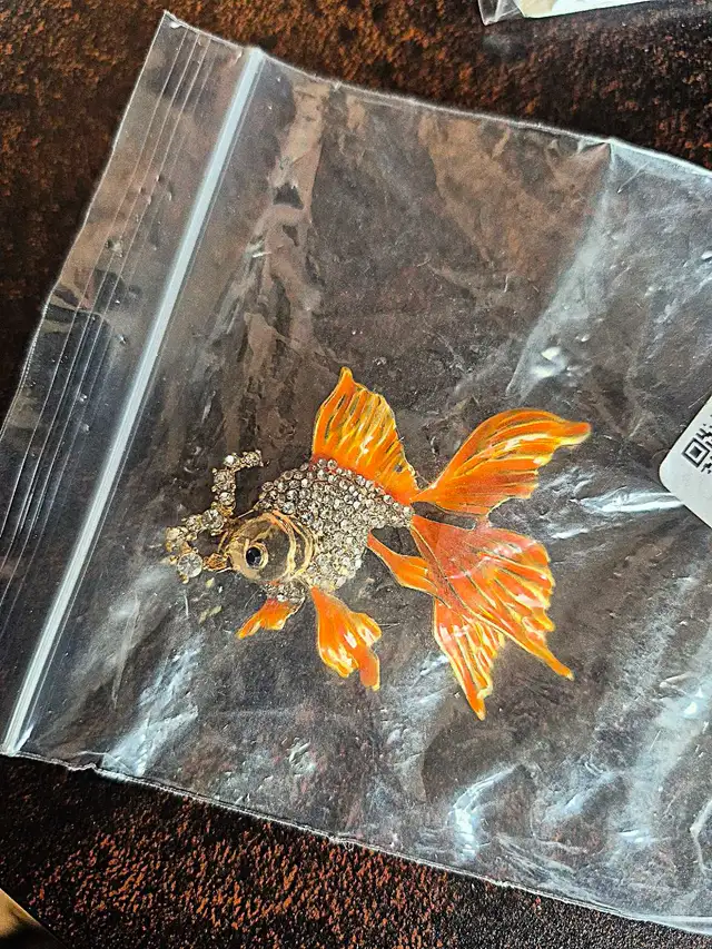 Broches a vendre - Photo 3