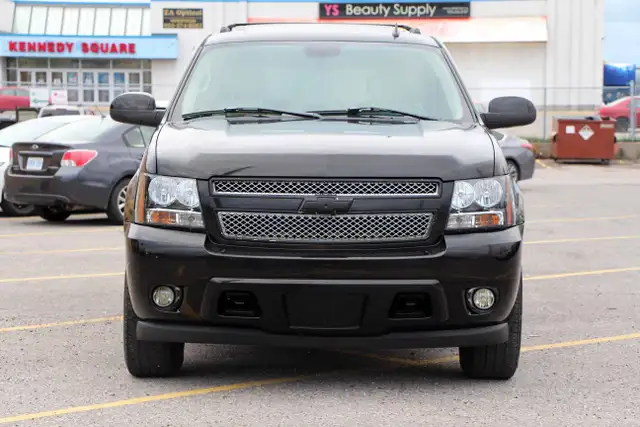 2007 Chevrolet Suburban LT 4x4 7-Pass Loaded Certified2 Year W - Photo 2