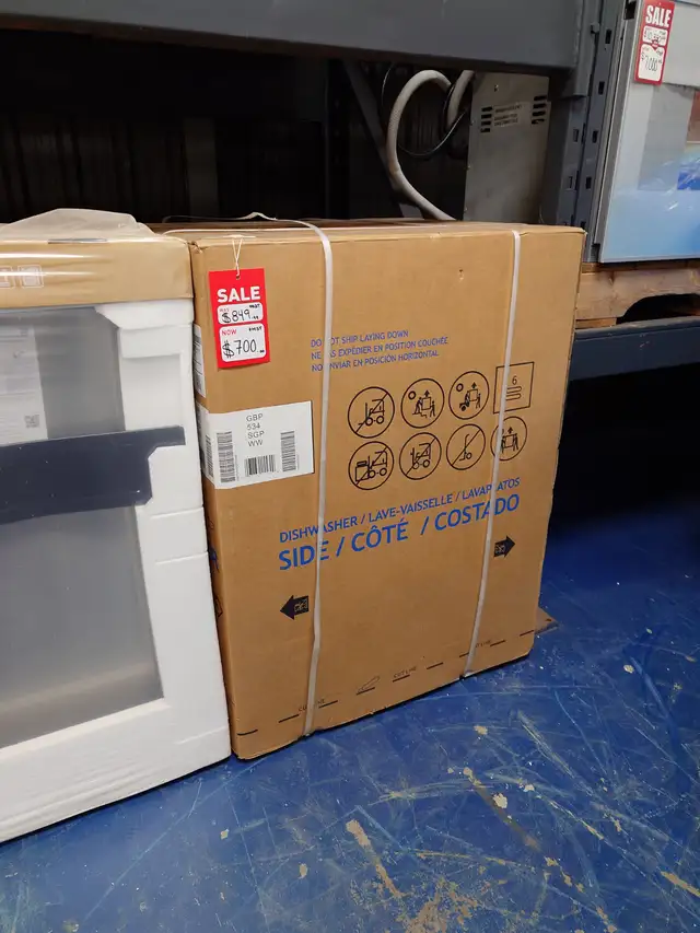 GE '24' White Dishwasher on Sale‼️ - Photo 5