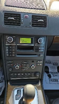 2009 Volvo XC90 3.2L - ALL WHEEL DRIVE- LOADED- LOW KMS- CERTIFI - Photo 23