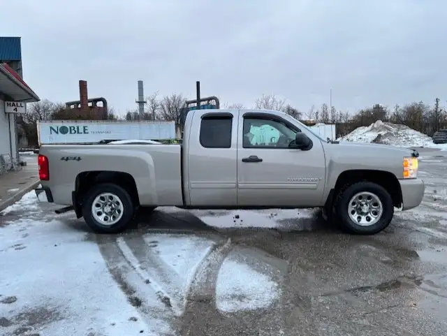 2009 Chevrolet Silverado 1500 LS 4WD Ext Cab ONLY 65,000KM-1 OWN - Photo 9
