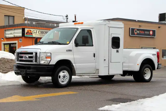 2011 Ford E-450 Extended Cabin 8FT Bed Certified 2 Year Warranty - Photo 2