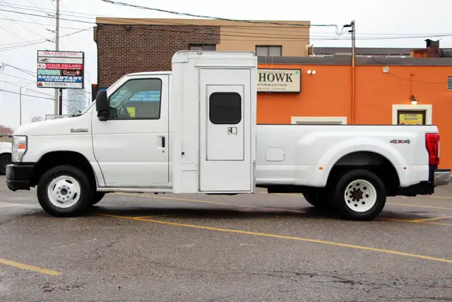2011 Ford E-450 Extended Cabin 8FT Bed Certified 2 Year Warranty - Photo 3