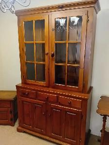 Hucth & cabinet - Photo 2