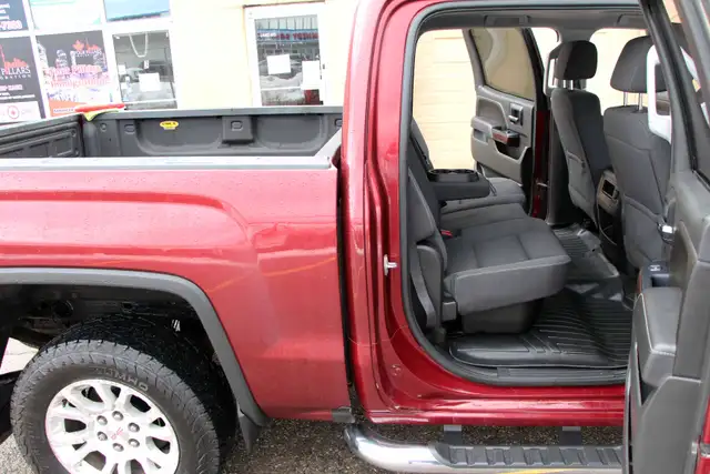 2016 GMC Sierra 1500 Z71 SLE 4x4 Certified 2 Year Warranty - Photo 11