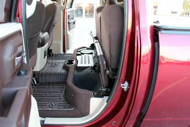 2017 Ram 1500 Outdoorsman Quad Qab 4x4 Certified 2 Year Warranty - Photo 16