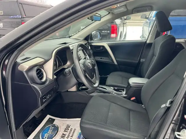 2014 Toyota RAV4 LE AWD - Photo 10