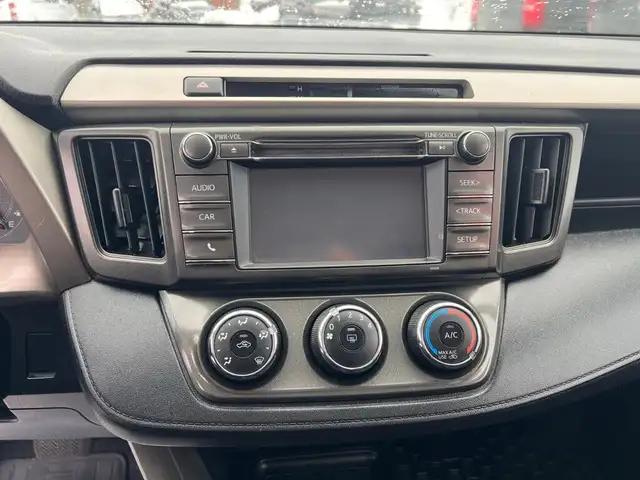 2014 Toyota RAV4 LE AWD - Photo 15