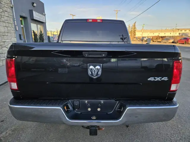2017 Ram 1500 4WD Crew Cab 140.5' ST - Photo 6