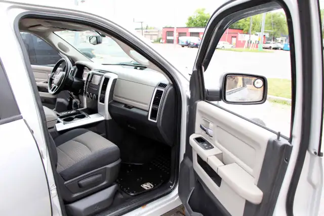 2012 Ram 1500 Outdoorsman Crew Cab  Nav  Back-up Cam Certified - Photo 14