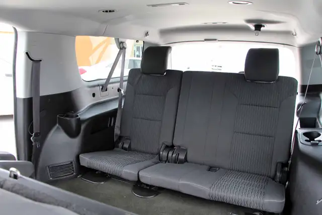 2016 Chevrolet Suburban LS 4x4 1-Owner Certified 2 Year W - Photo 20