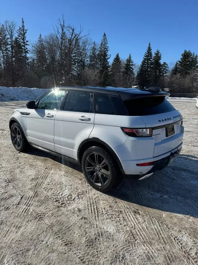 2018 Land Rover evoque landmark edition - Photo 4