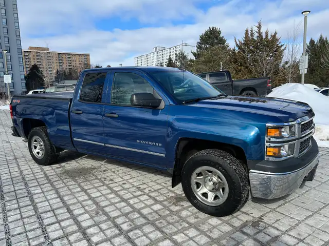 2015  Chevrolet Silverado 4X4  V6 - Photo 3