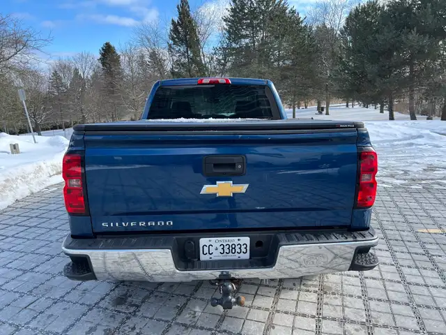 2015  Chevrolet Silverado 4X4  V6 - Photo 5