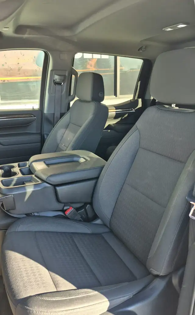 2022 GMC Sierra K1500 SLE - Photo 8