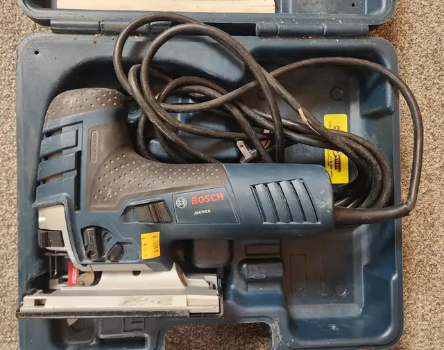 Bosch Corded Jigsaw JS470EB Complete in Case
