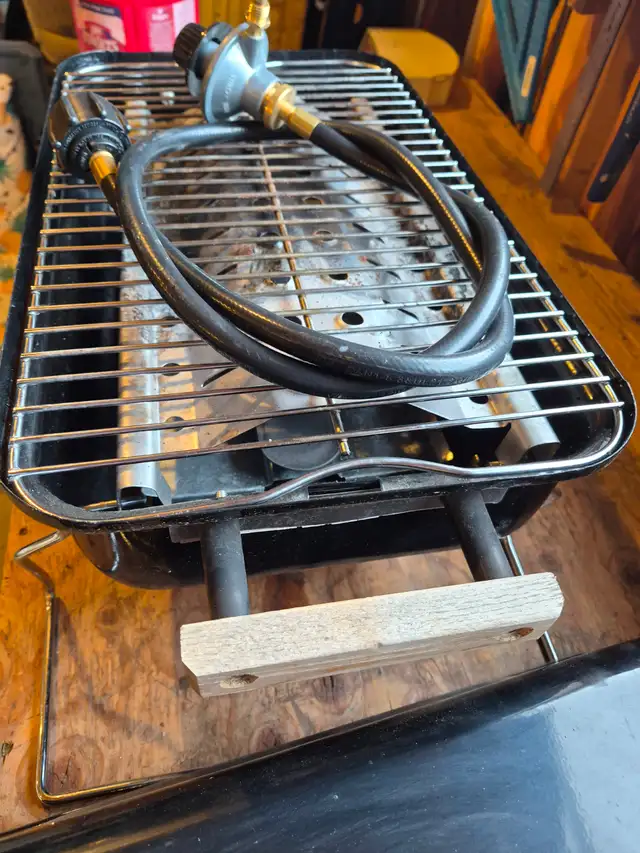 NEW B.B.Q. 'BEST OFFER ' OVER $70 - Photo 4