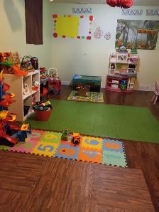 Love me Dayhome in Huntington hills community . - Photo 3