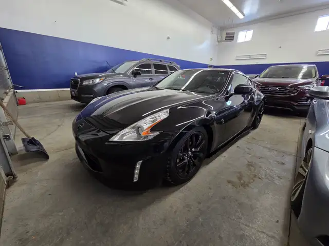 2016 Nissan 370Z - CLEAN CARFAX, EXHAUST AND COILOVERS