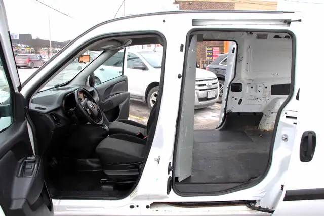 2018 Ram ProMaster City SLT Certified 2 YEAR WARRANTY - Photo 11