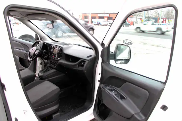 2018 Ram ProMaster City SLT Certified 2 YEAR WARRANTY - Photo 14