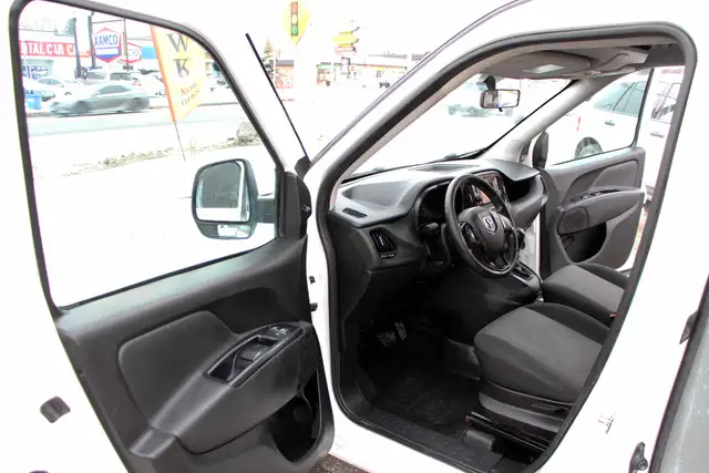 2018 Ram ProMaster City SLT Certified 2 YEAR WARRANTY - Photo 16