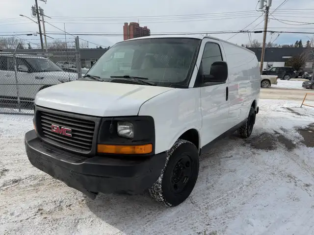 2009 GMC Savana Cargo Van RWD 3500 CARGOVAN / CLEAN HSITORY - Photo 2