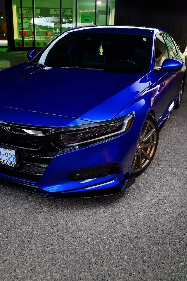 2018 Honda Accord 2.0T 6 Speed for sale