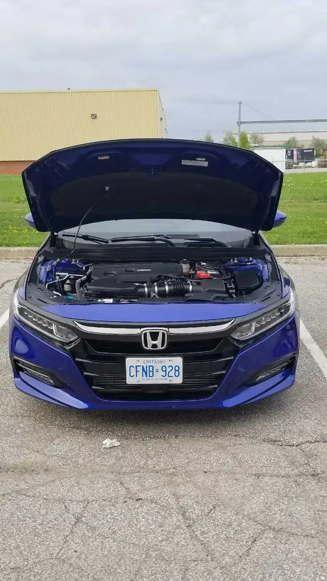 2018 Honda Accord 2.0T 6 Speed for sale - Photo 4