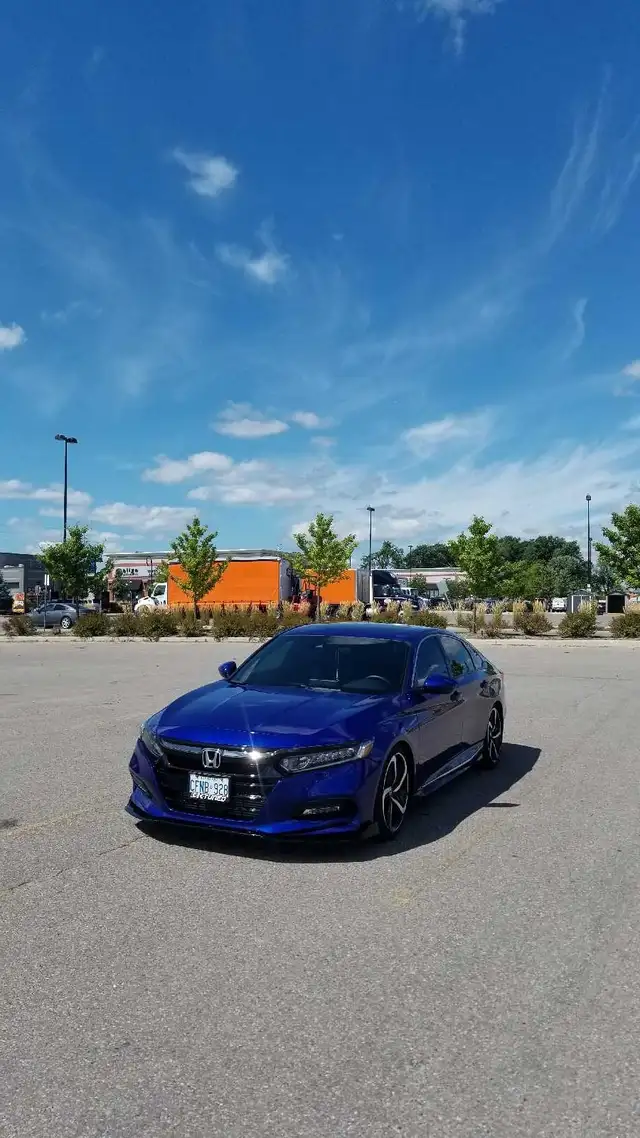 2018 Honda Accord 2.0T 6 Speed for sale - Photo 5