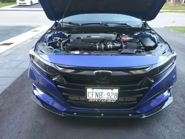 2018 Honda Accord 2.0T 6 Speed for sale - Photo 7