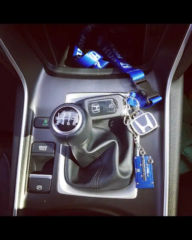 2018 Honda Accord 2.0T 6 Speed for sale - Photo 8