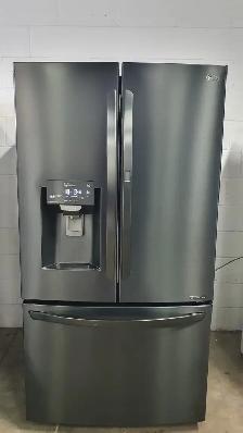 - Refrigerator "Lg" H70/W36/D33 in Black Matte Stainless