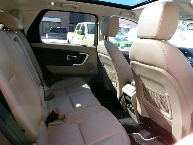 2016 Land Rover Discovery Sport HSE CERTIFIED | NAVIGATION | - Photo 11