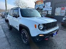 2015 Jeep Renegade Trailhawk - Photo 2