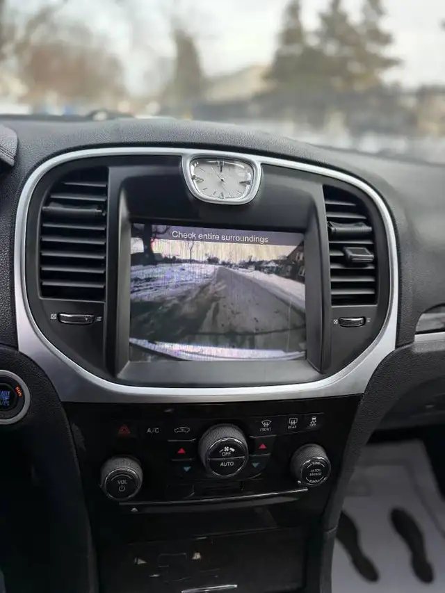 2012 Chrysler 300 V6 RWD Loaded $3000 FIRM - Photo 9