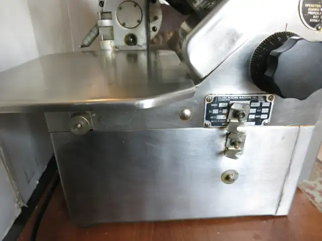 Globe Industrial Foodservice Automatic Slicer - Photo 4